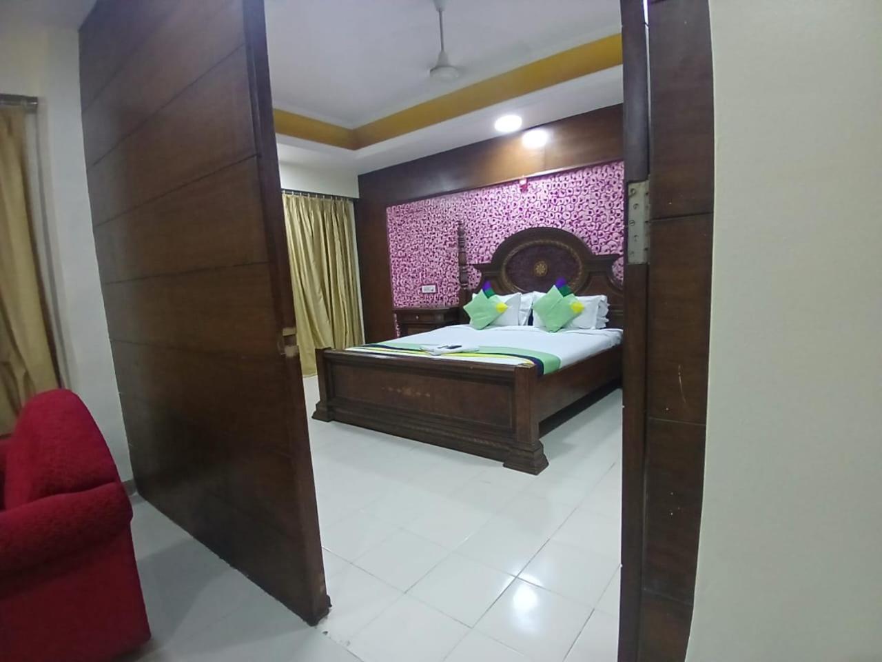 Blossoms Room The Plaza-Luxury Collection- Lakdikapul Hyderabad Ngoại thất bức ảnh